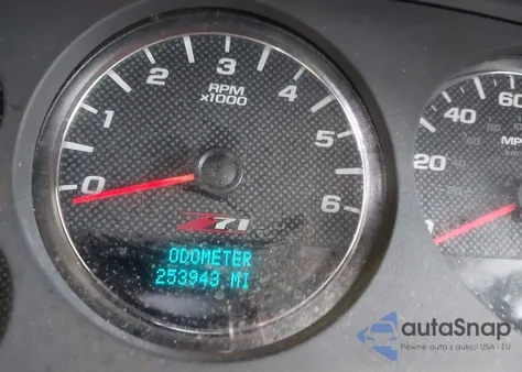 2008 Chevrolet Tahoe Lt z USA, uszkodzony, nr VIN 1GNFC13028R184035